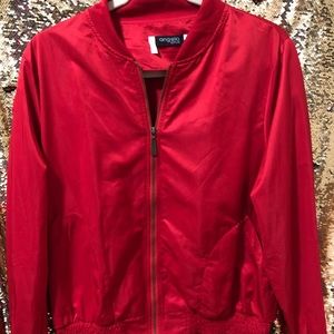 Red bomber jacket 💣